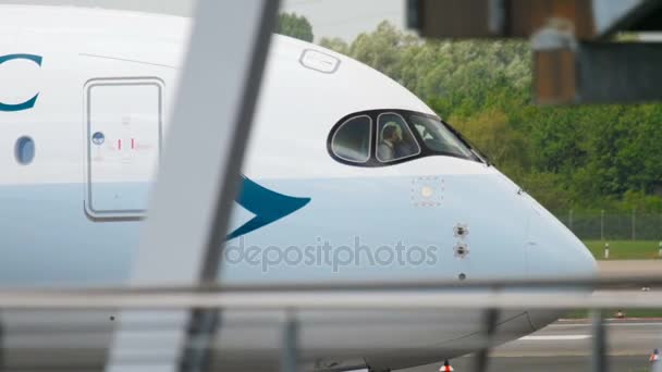 Close-up de cabine Airbus 350 — Vídeo de Stock