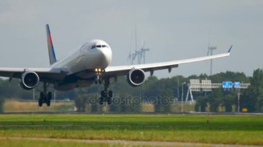 Delta Hava Yolları'nın Airbus 330 açılış