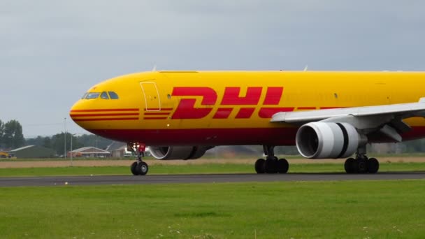 Aterragem DHL Airbus 310 — Vídeo de Stock