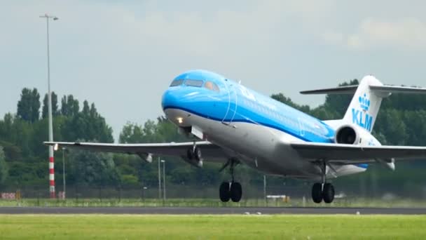 KLM Cityhopper Fokker 70 salida — Vídeos de Stock