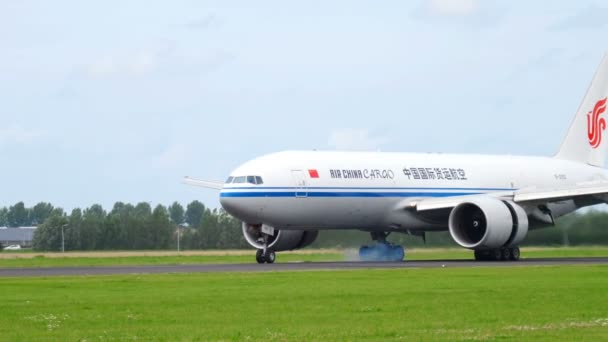 Air China Boeing carga 777 pouso — Vídeo de Stock