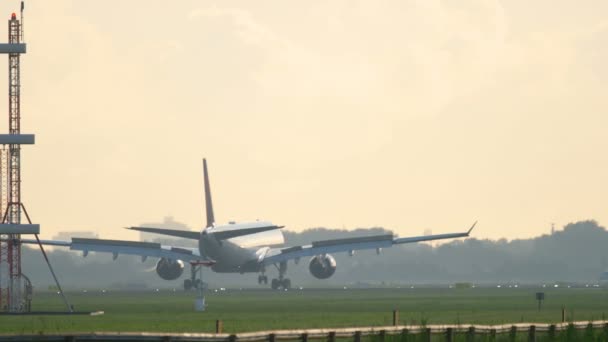 Delta Airlines Airbus 330 přistání — Stock video