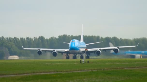 KLM Boeing 747 — стоковое видео