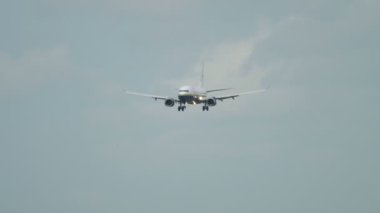 TUI sinek Boeing 737 açılış