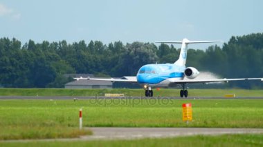 KLM Cityhopper Fokker 70 kalkışı