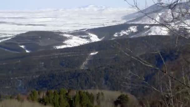 Cableway nas montanhas — Vídeo de Stock