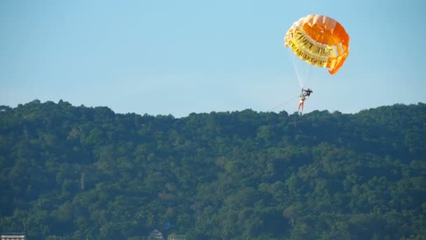 Parachutisme sur Phuket — Video