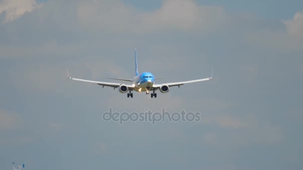 Tui létat Boeing 737 přistávací — Stock video