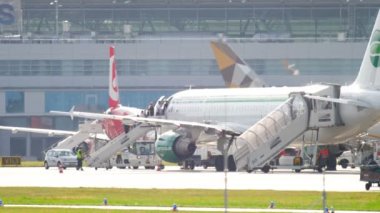 Yolcu uçağa binmeden