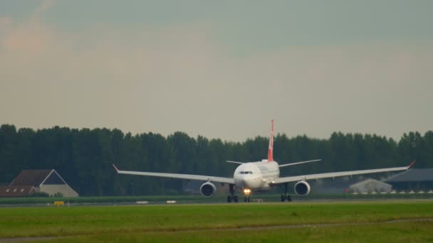 Tureckie linie lotnicze Airbus 330 wyjazdu — Wideo stockowe
