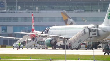 Yolcu uçağa binmeden