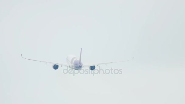 Salida del avión desde Phuket — Vídeos de Stock