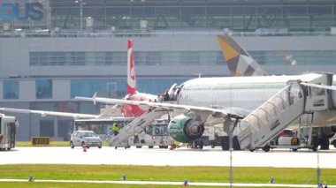 Yolcu uçağa binmeden