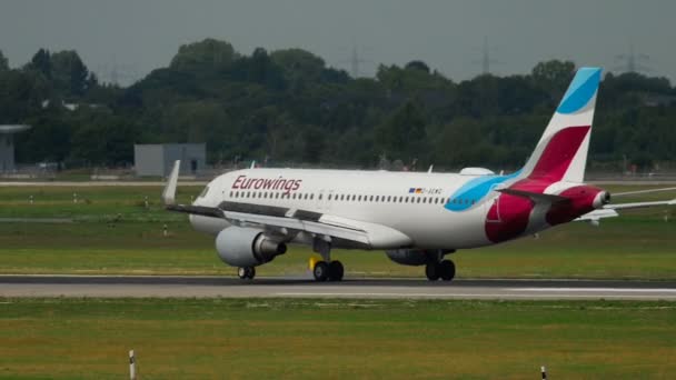 Airbus 320 Eurowings atterrissage — Video