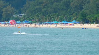 Yüksek sezon Karon Beach Phuket