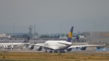 Airbus 380 Lufthansa hızlandırmak
