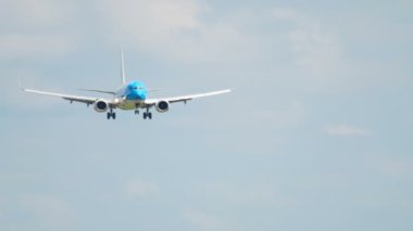 KLM Boeing 737 açılış