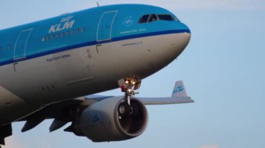 KLM Airbus A330 açılış