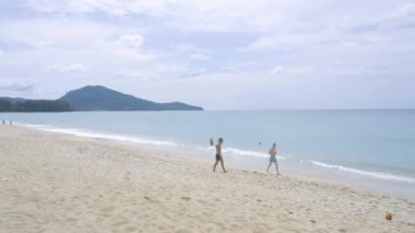 Mai Khao beach Phuket yakınındaki