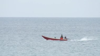 Longtail balıkçı teknesi