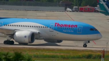 Boeing 787 Dreamliner Taksilemek