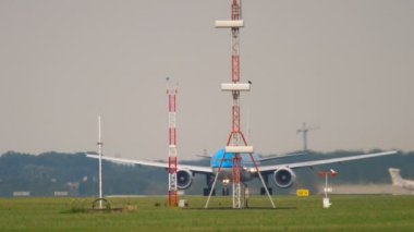 KLM Boeing 777 kalkış