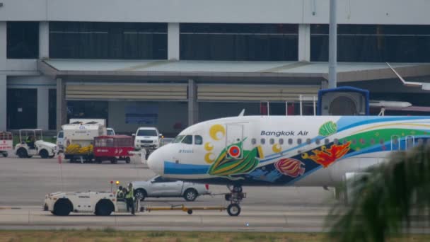 飞机空客320在离开之前 — 图库视频影像
