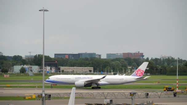 China Airlines Airbus A350 odjezd — Stock video