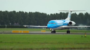 KIM Cityhopper Fokker 70 hızlandırmak