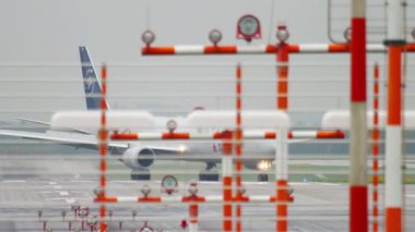 Delta Boeing 767 Taksilemek