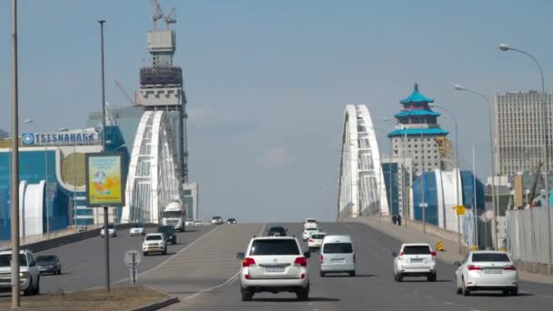 Puente de carretera en Astana — Vídeo de stock