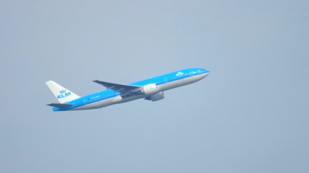 Самолет вылет из Амстердама — стоковое видео