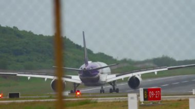 Uçak Airbus A350 açılış