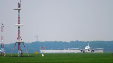 Vueling Airbus A320 kalkış