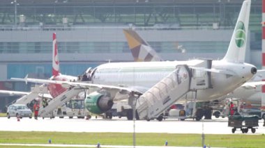 Yolcu uçağa binmeden