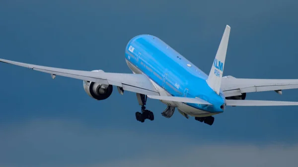 KLM Boeing 777 partenza — Foto Stock