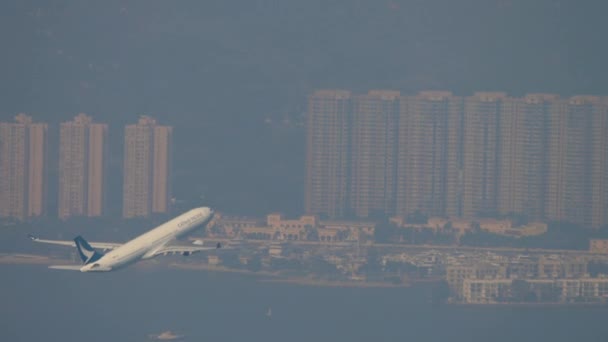 Luftaufnahme Chek Lap Kok International Airport, Hongkong — Stockvideo