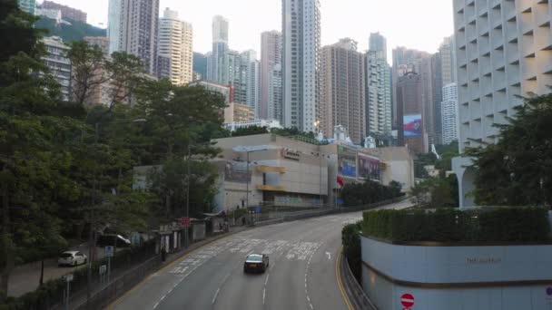 Трафик на дороге в Гонконге — стоковое видео