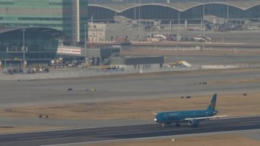 Vietnam Havayolları A321 Hong Kong 'dan kalkıyor.