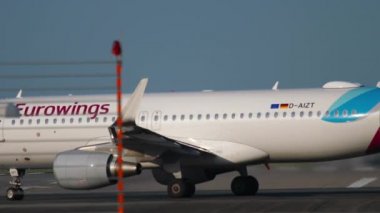 Uçak başına Taksilemek