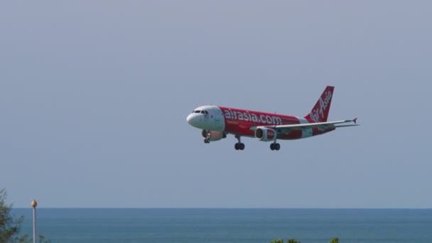 AirAsia Airbus A320 atterrissage — Video