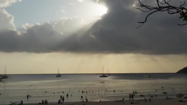 Paisaje del cielo de la tarde en Phuket — Vídeo de stock