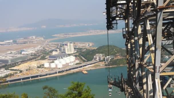 Funivia Ngong Ping con Scenic Hill sullo sfondo — Video Stock