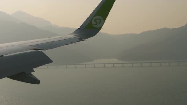 Luchtfoto van Hong Kong - Macau brug — Stockvideo