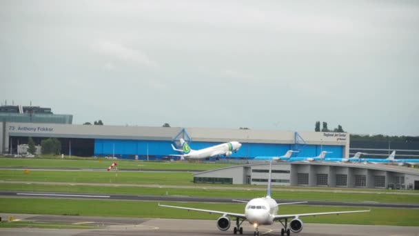 Transavia Boeing 737 wyjazdu — Wideo stockowe