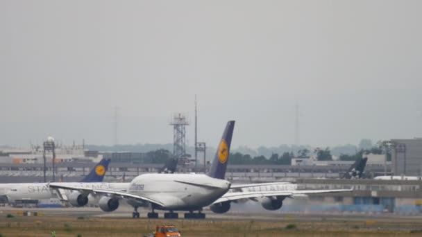 Lufthansa Airbus 380 απογείωσης — Αρχείο Βίντεο