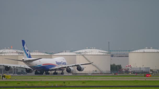 Боинг 747 перед вылетом — стоковое видео