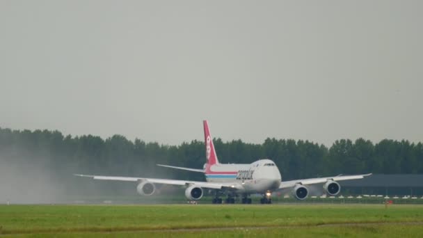 Cargolux Boeing 747 antes de la salida — Vídeos de Stock