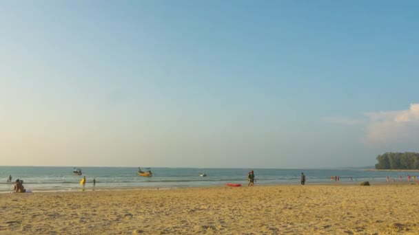 Пляж Най Ян Пхукета, время истекло — стоковое видео