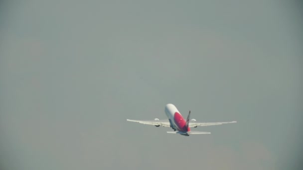 Отправление самолета с Пхукета — стоковое видео